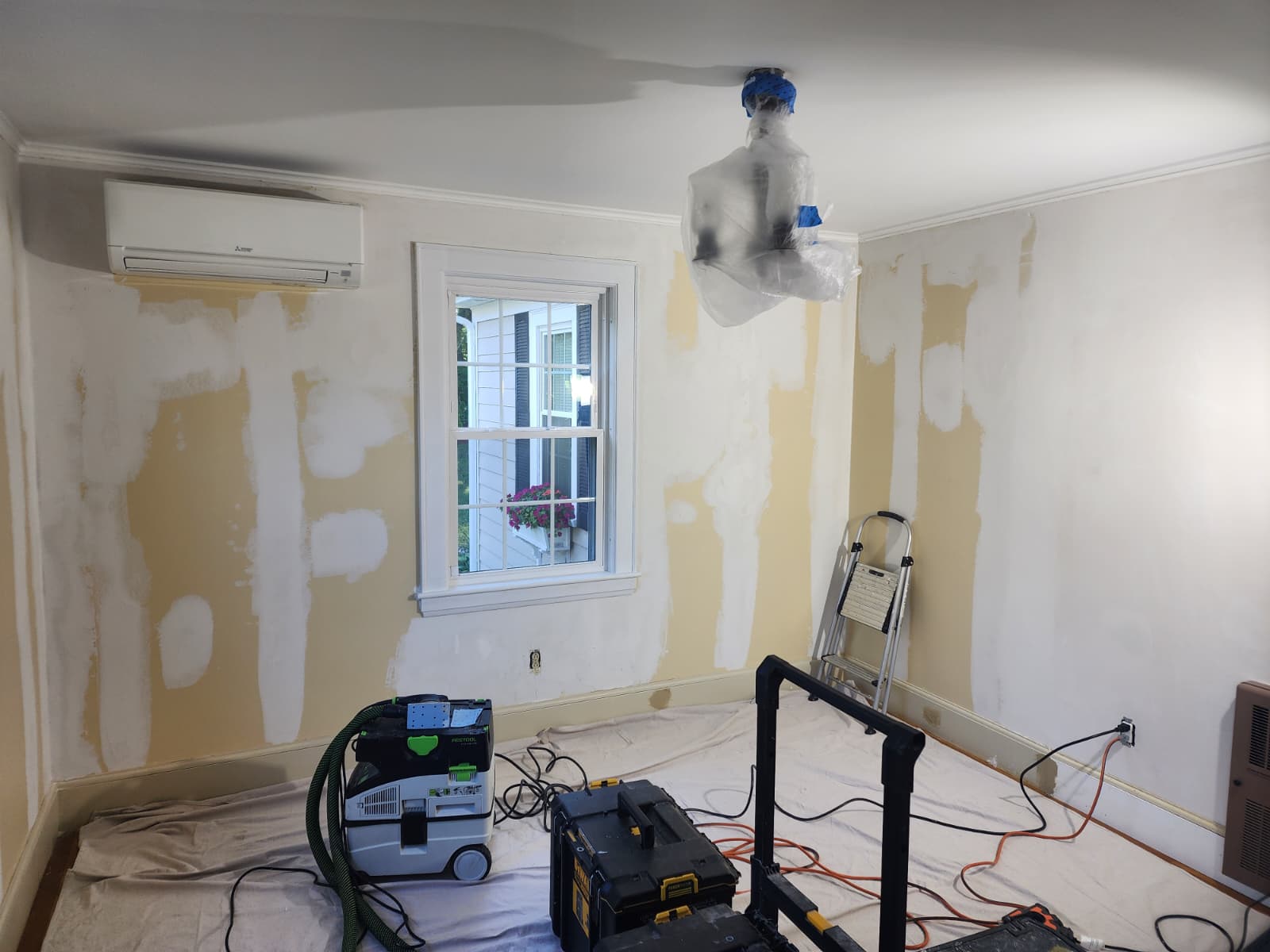 Living Room Repaint before